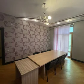 Baku-da 135.0 m2 ofis kirayə verilir - Şəkil 2