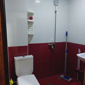 Baku-da 45.0 m2 mənzil kirayə verilir - Şəkil 3