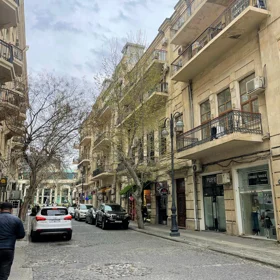 In Baku 130.0 m² apartment is for sale - Изображение 2