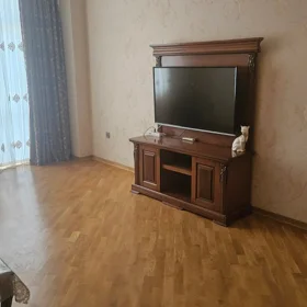 Baku-da 100.0 m2 mənzil kirayə verilir - Şəkil 2