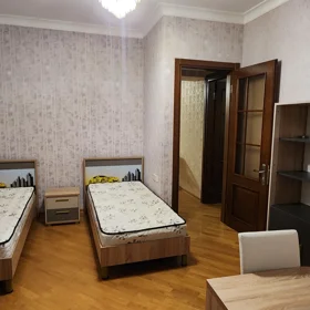 Baku-da 70.0 m2 mənzil kirayə verilir - Şəkil 3