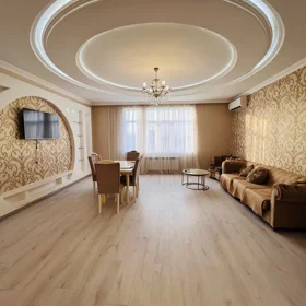 Baku-da 130.0 m2 mənzil kirayə verilir - Şəkil 4