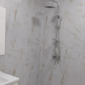 In Baku 80.0 m² apartment is for rent - Image 5