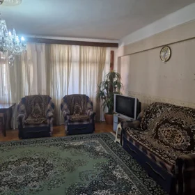 Baku-da 70.0 m2 mənzil kirayə verilir - Şəkil 2