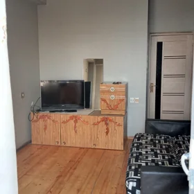 In Baku 70.0 m² apartment is for rent - Image 4