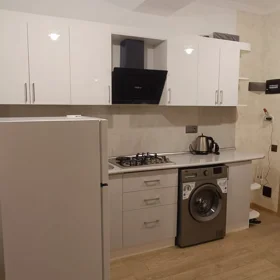Baku-da 52.0 m2 mənzil kirayə verilir - Şəkil 2