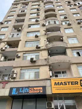 Baku-da 52.0 m2 mənzil kirayə verilir - Şəkil 2