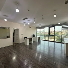 Baku-da 155.0 m2 ofis kirayə verilir - Şəkil 3