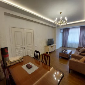 Baku-da 84.0 m2 mənzil kirayə verilir - Şəkil 2