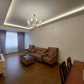 Baku-da 84.0 m2 mənzil kirayə verilir - Şəkil 3