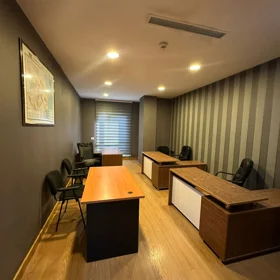 Baku-da 250.0 m2 ofis kirayə verilir - Şəkil 2