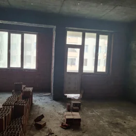 In Baku 55.0 m² apartment is for sale - Image 3