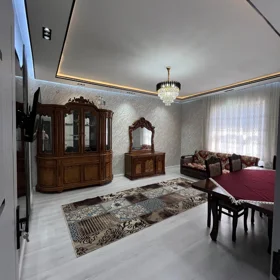 In Baku 90.0 m² house with 3.0 rooms is for sale - Image 3
