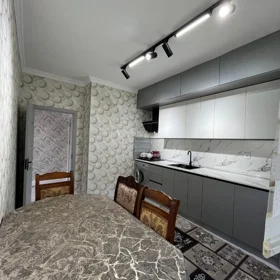 In Baku 90.0 m² house with 3.0 rooms is for sale - Image 4