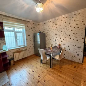 In Baku 100.0 m² house with 3.0 rooms is for rent - Изображение 5