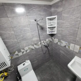 Baku-da 60.0 m2 mənzil kirayə verilir - Şəkil 2
