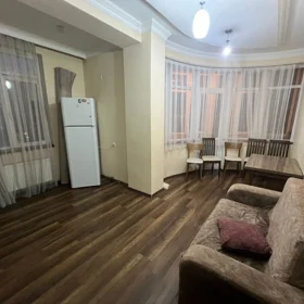Baku-da 130.0 m2 mənzil kirayə verilir - Şəkil 3