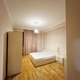 Baku-da nan m2 mənzil satılır - Şəkil 2