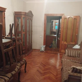 Baku-da 71.0 m2 mənzil kirayə verilir - Şəkil 2