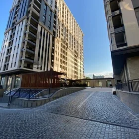 Baku-da nan m2 mənzil satılır - Şəkil 2