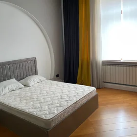 nan-da 240.0 m2 mənzil kirayə verilir - Şəkil 5