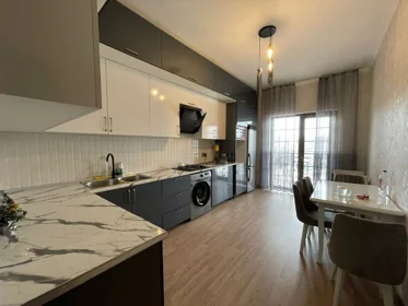 Baku-da 130.0 m2 mənzil kirayə verilir - Şəkil 2