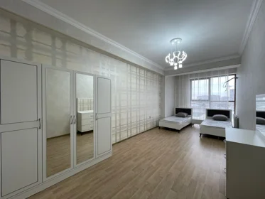 Baku-da 130.0 m2 mənzil kirayə verilir - Şəkil 4
