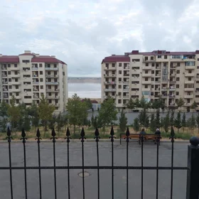 In Baku 90.0 m² apartment is for sale - Изображение 2
