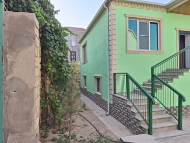 In Baku 160.0 m² house with 6.0 rooms is for sale - Изображение 2