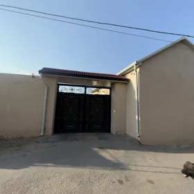 In Baku 105.0 m² house with 3.0 rooms is for sale - Изображение 2