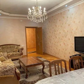 Baku-da 96.0 m2 mənzil kirayə verilir - Şəkil 2