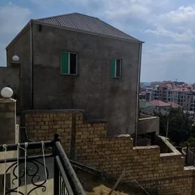 In Baku 125.0 m² house with 9.0 rooms is for sale - Image 4