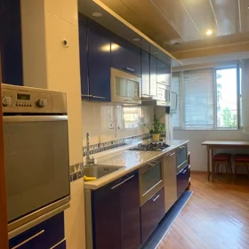Baku-da 100.0 m2 mənzil kirayə verilir - Şəkil 2