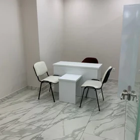 Baku-da 107.0 m2 ofis kirayə verilir - Şəkil 2