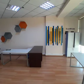 Baku-da 250.0 m2 ofis kirayə verilir - Şəkil 2
