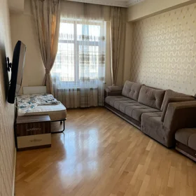 In Baku 110.0 m² apartment is for sale - Image 2