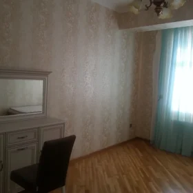 Baku-da 100.0 m2 mənzil kirayə verilir - Şəkil 2