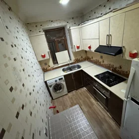 In Baku 90.0 m² apartment is for sale - Image 5
