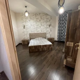 Baku-da 93.0 m2 mənzil kirayə verilir - Şəkil 3