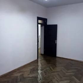 Baku-da 60.0 m2 ofis kirayə verilir - Şəkil 4