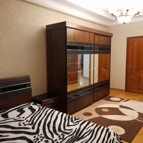 Baku-da 170.0 m2 mənzil kirayə verilir - Şəkil 5