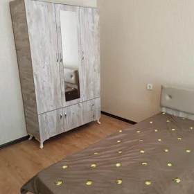 Baku-da 90.0 m2 mənzil kirayə verilir - Şəkil 2