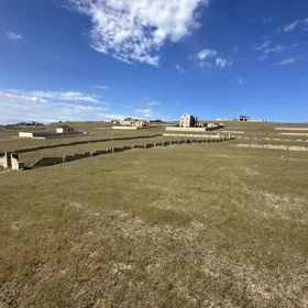 In Baku nan acre land is for sale - Image 2