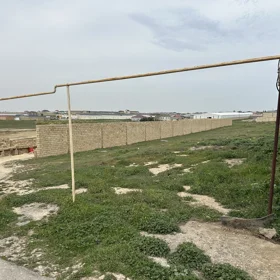 In Baku nan acre land is for sale - Image 3