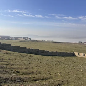 In Baku nan acre land is for sale - Image 3