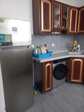 In Baku 90.0 m² apartment is for sale - Image 4