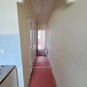 In Baku 90.0 m² apartment is for sale - Image 3