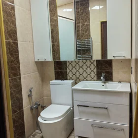 In Baku 60.0 m² apartment is for rent - Image 3