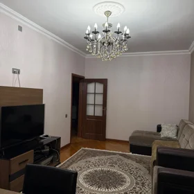 In Baku 90.0 m² apartment is for rent - Image 2