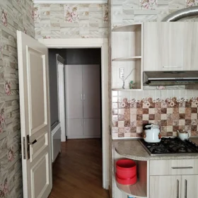 In Baku 80.0 m² apartment is for rent - Image 5